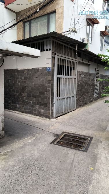 Bán Gấp Nhà HXH 1 Trục – Sát Mặt Tiền Tân Thới Nhất 8, Quận 12 – Dòng Tiền ổn định - 1