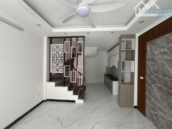 CỰC HIẾM, NHÀ PHÚC LỢI, LONG BIÊN, 20 MÉT RA Ô TÔ, NHÀ 31M2, GIÁ CHỈ 4,55 TỶ - 1