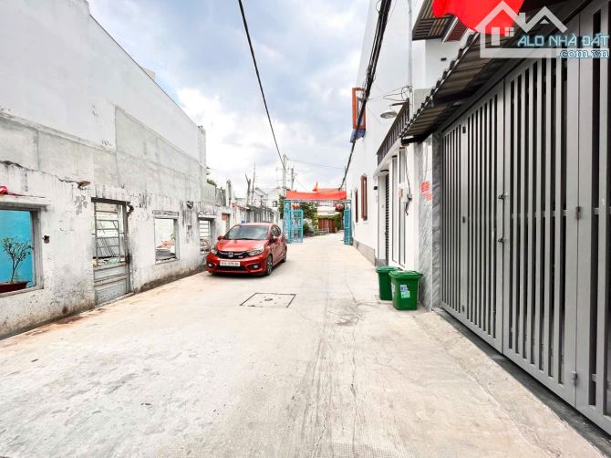 Nhà 2 tầng 83m² thạnh lộc 12 hẻm xe tải giá 5ty850 - 1