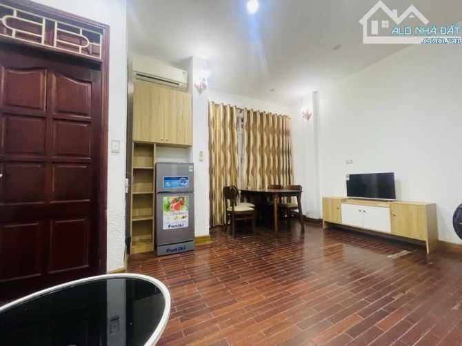 Bán gấp nhà Đường Láng - Đống Đa , Ô tô , Kinh Doanh , DT 52m, 5 tầng , 11,5 Tỷ - 1