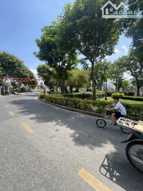 Bán nhà mặt tiền Lê Quang Sung, quận 6, dt 3.5×11, kế chợ Bình Tây, giá 6.9 tỷ - 1