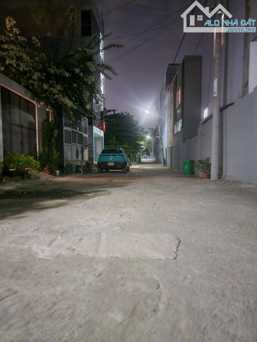 SIÊU PHẨM GẦN NGÃ TƯ GA – NHÀ ĐẸP 2 TẦNG BTCT–NGANG 5M BỀ THẾ-THẠNH XUÂN-NHỈNH 5 TỶ - 1