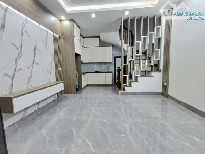 Cần bán nhà mới 30m2 xây 5 tầng gần ôtô Phố An Dương Vương - 1