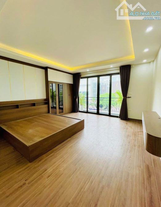 BÁN NHÀ THẠCH BÀN-37M 5T CHIR 6.6TY-Ô TÔ-GẦN CAAUF VĨNH TUY-AEONL - 1