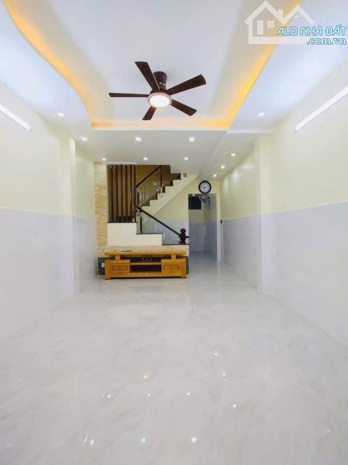 Chốt liền tay – Nhà 1 trệt 2 lầu, nội thất sang, hẻm 78 Khánh Hội, P4 Q4 – Giá mềm 3.89 tỷ - 1