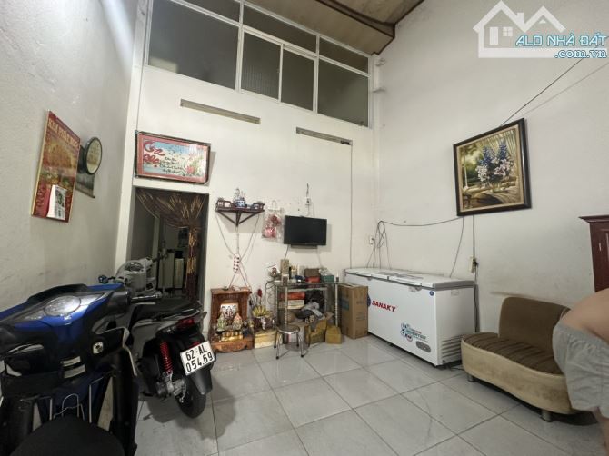 Nhà hẻm xe hơi thông, Hà Huy Giáp, ngang 4m, 1 tầng, diện tích: 82m2. - 1
