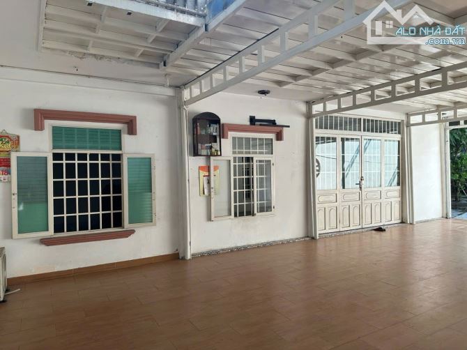 Cho Thuê Kho Xưởng Mặt tiền Đường Lớn, phường Tam Phú , Thủ Đức - 1