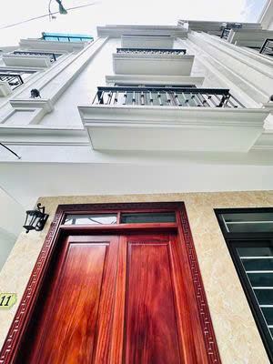 Bán nhà Cổ Nhuế cạnh đô thị Resco Công viên Hoà Bình 6tầng 5.85 tỷ 33m2 - 1