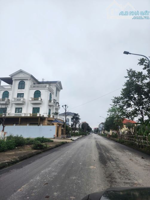 Bán đất đại hoàng long nhìn chếch hồ DT 263m, MT 15m, Hướng TB,Giá 21,5 tỷ - 1