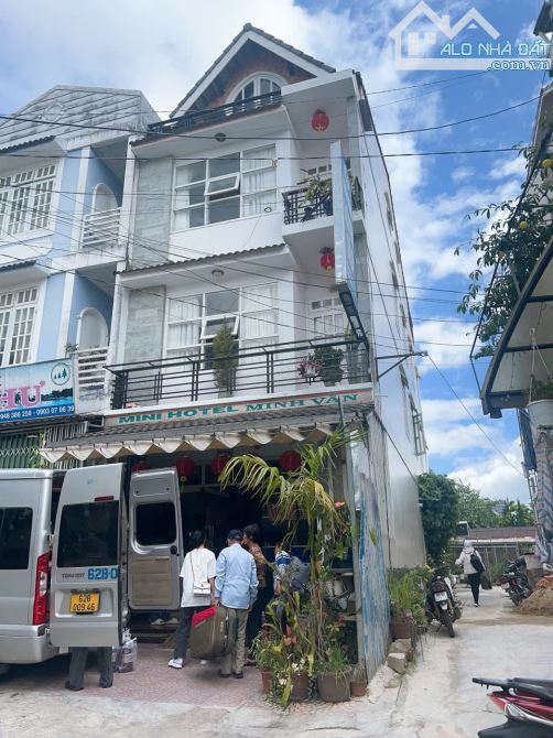 Bán căn khách sạn 11P kinh doanh 🔥15 Tỷ- gần Chợ đêm, Hồ Xuân Hương 1km - 1