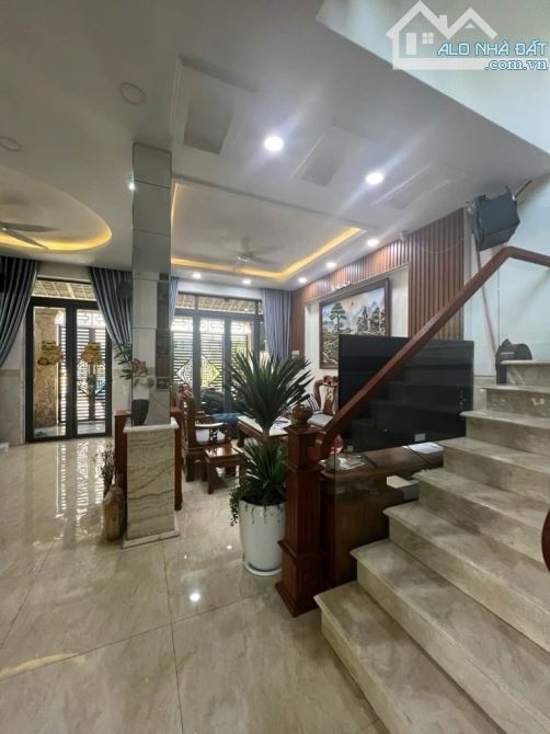 Bán nhà Lê Đức Thọ ngang 14m, 4 tầng, 140m2, Phường 15, Gò Vấp, giá 14,5 tỷ - 1