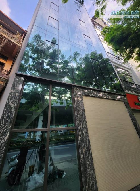 BÁN TÒA NHÀ 9 TẦNG MẶT PHỐ HOÀNG QUỐC VIỆT – VĂN PHÒNG HẠNG A – VỊ TRÍ KIM CƯƠNG  21.5 tỷ - 1