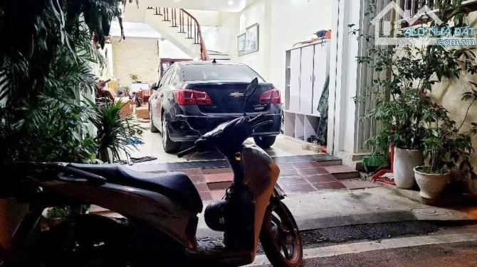 Bán nhà 5T Bát Khối, 52m2, MT 5m, gara, thang máy, ngõ thông, chỉ 7,8 tỷ. - 1