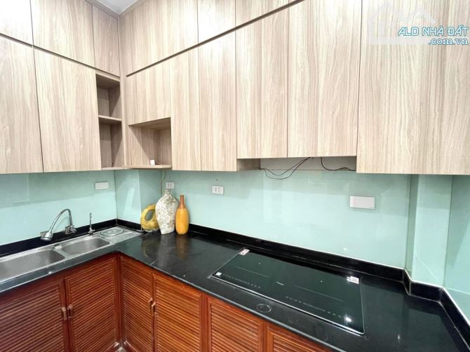 Nhà đẹp phố Hào nam full tiện ích - 1