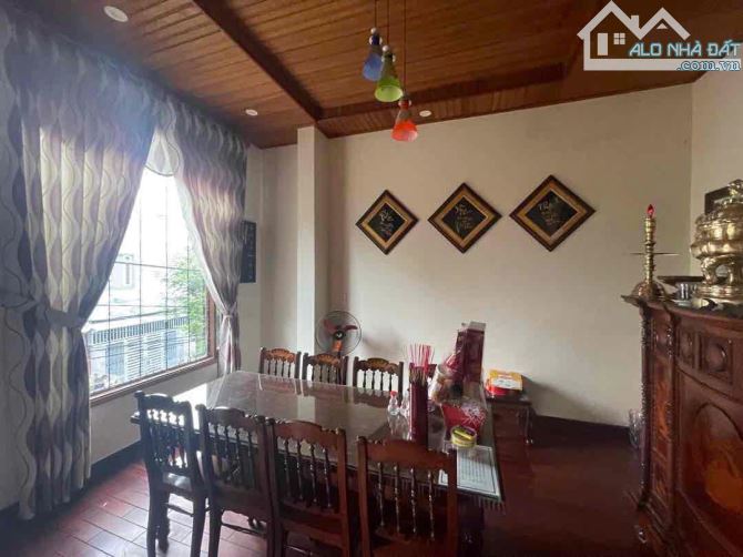 BÁN NHÀ 2 TẦNG MẶT TIỀN ĐƯỜNG SƠN THUỶ - GẦN BIỂN - 125M2- FULL NỘI THẤT - GIÁ CHỈ 6.1 TỶ - 1