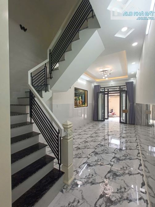 Bán nhà đẹp Q8, hẻm 4m gần mặt tiền Mễ Cốc p15, 39m2 nhà đúc 3 tầng 4PN 3WC chỉ 4 tỷ 8 - 1