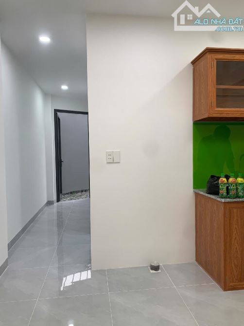 Nhà 2 tầng, 82m2 6m x 14m, 4PN, dòng tiền 7tr, Võ Trần Trí, chỉ 3.x tỷ - 1