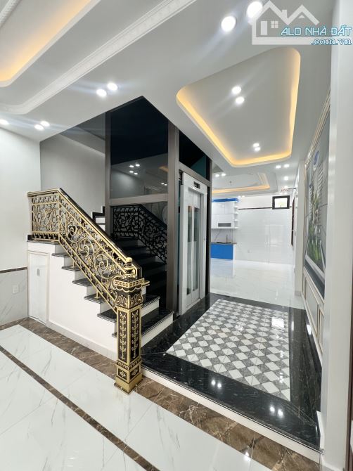 Bán nhà 5 tầng hướng Đông Nam có Thang Máy khu tđc Hồ Đá, Sở Dầu, Hồng Bàng 63m giá 5,8 tỷ - 1