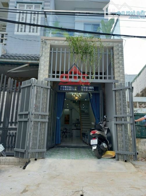 ✳️ Bán nhà 1 trệt,1 lầu ngay chợ Phúc Hải. P. Tân Phong 👉 Diện tích: 40m2 - 1