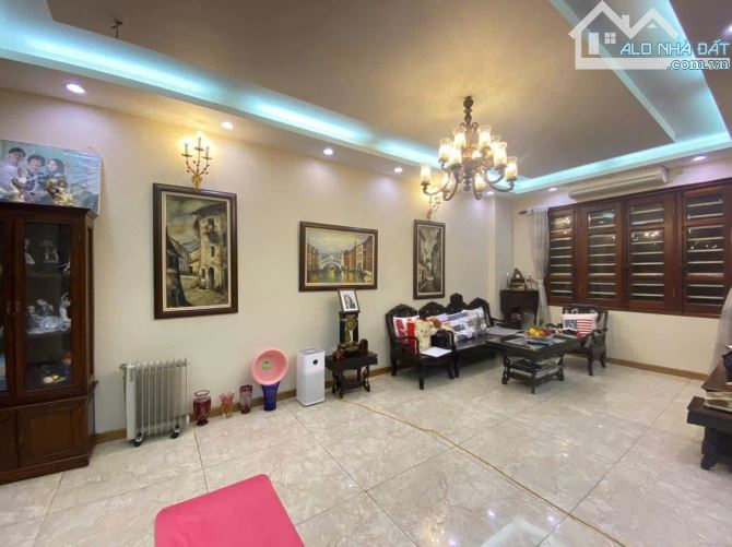 BÁN NHÀ GIÁP NHẤT – THANH XUÂN – NGÕ Ô TÔ VÀO NHÀ – VIEW CÔNG VIÊN – NHÀ ĐẸP FULL NỘI THẤT - 1