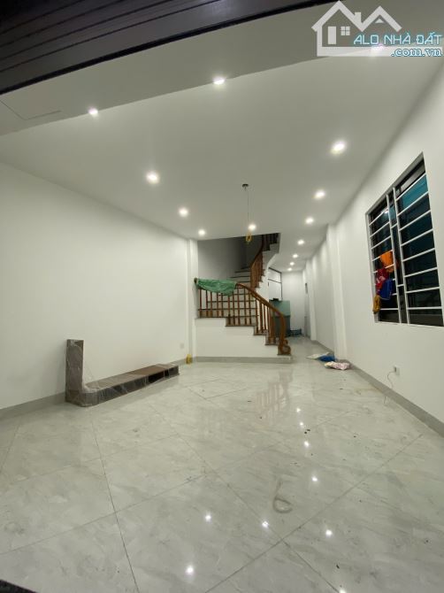 Bán nhà Yên Vĩnh, Hoài Đức, 33.3m2, 5 tầng, mặt tiền 5m, giá 5.25 tỷ - 1