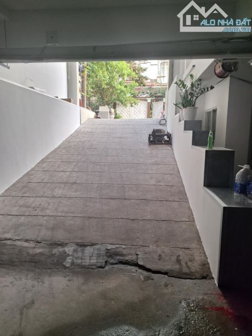 SIÊU CĂN HỘ DỊCH VỤ - NGUYỄN VĂN KHỐI - DÒNG TIỀN 200 TRIỆU/THÁNG - 294M2 - GIÁ 39.X TỶ - 1