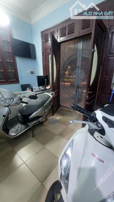 LẠC LONG QUÂN TÂY HỒ 40m 4T MT 4.5m 19 Tỷ LÔ GÓC 3 MẶT NGÕ VỈA HÈ RỘNG KINH DOANH ĐỈNH - 1