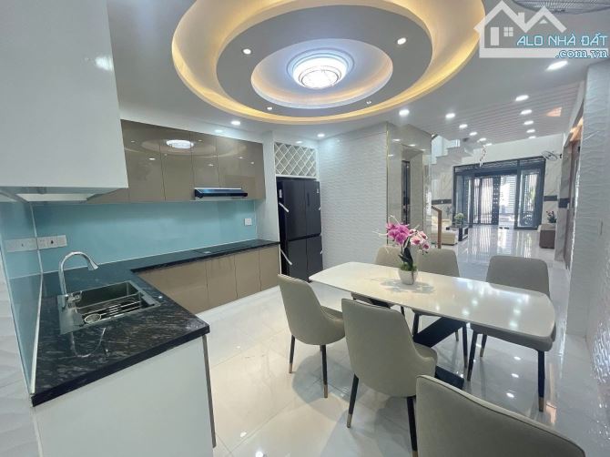 🎯 GIÁ TRỊ THỰC – Bán nhà Cống Quỳnh – 72m² – 1 trệt, 1 lửng, 2 lầu – 3PN - 1