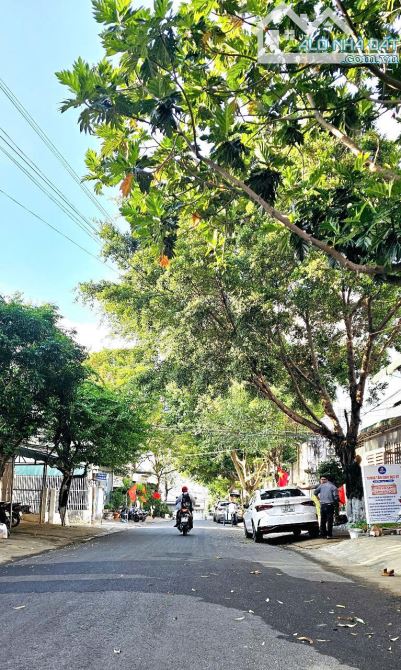 Bán nhà mặt tiền kinh doanh Trương Công Định - 1