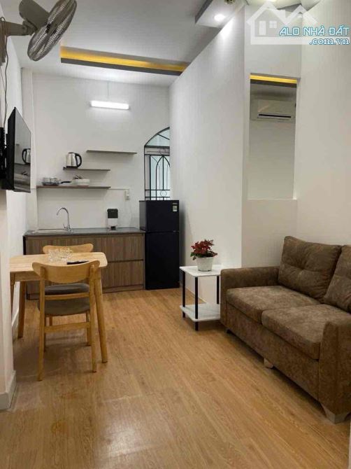 TOÀ CĂN HỘ MẶT TIỀN NGUYỄN XUÂN KHOÁT - NGAY BIỂN PHẠM VĂN ĐỒNG - 11 PHÒNG - DT 50tr/th - 1