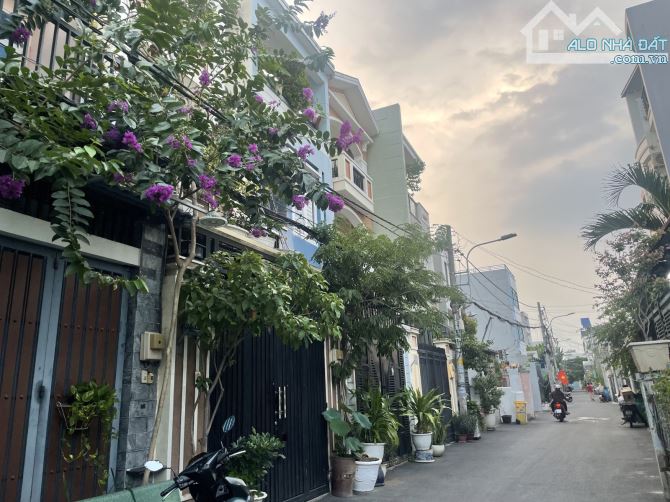 🌟 8.5 tỷ 🌟HIỆP BÌNH PHƯỚC- HÀNG XÓM VẠN PHÚC CITY - KHU PHÂN LÔ ĐỒNG BỘ - 4 TẦNG HOÀN CÔ - 1