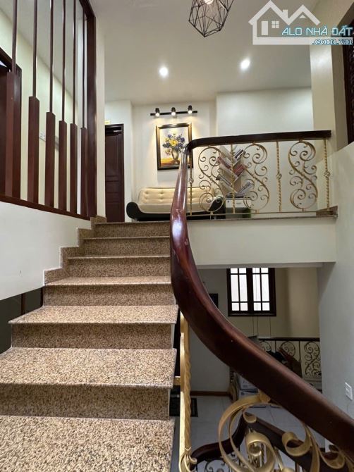 BIỆT THỰ KHU VIP NAM LONG, QUẬN 7. 170m2 - 5 TẦNG - NGANG 8M - CHỈ 22.3 TỶ - 1