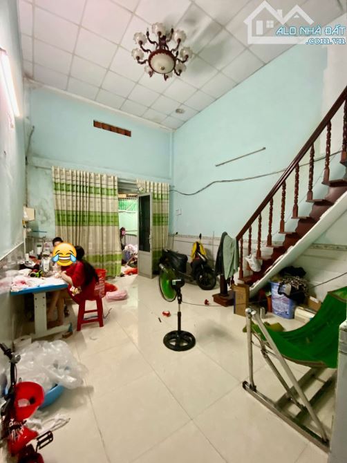 BÁN NHÀ CHỢ HIỆP THÀNH QUẬN 12 GIÁ RẺ 3.69 TỶ - 1