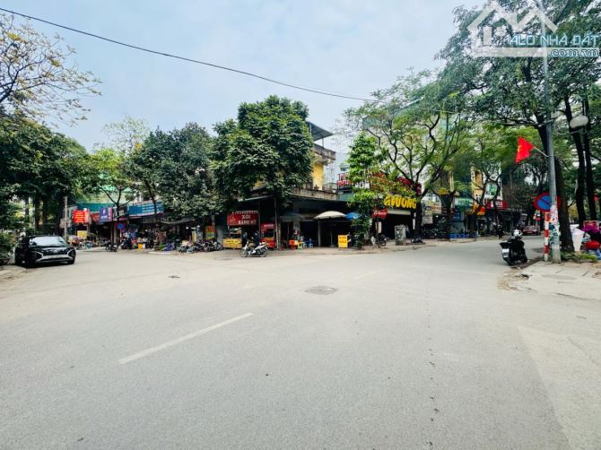 BÁN ĐẤT MẶT PHỐ _ LÔ GÓC HIẾM NHẤT HÀ NỘI _ GIÁ TRỤI NGANG PHỐ CỔ - 1
