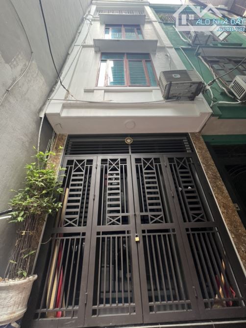 CHÍNH CHỦ GỬI BÁN NHÀ VŨ TÔNG PHAN TÀI CHÍNH 4 TỶ NHÀ TẬN HƠN 50M2 SỬ DỤNG NGÕ RỘNG - 1