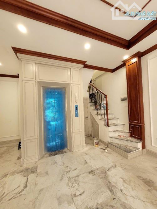 BÁN NHÀ XUÂN ĐỈNH 45M2 - NHÀ 6 TẦNG - THANG MÁY - Ô TÔ ĐỖ CỬA -GIÁ CHÀO 11 TỶ - 1