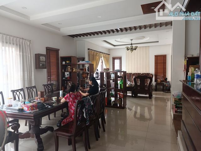 GÓC 3 MẶT TIỀN – NHÀ CỰC ĐẸP CÙ CHÍNH LAN P13 TÂN BÌNH – 175M² – GIÁ CHỈ 35 TỶ - 1
