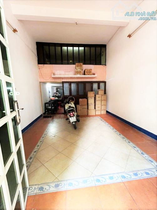 BÁN GẤP – Căn hộ Tầng Trệt 108m2, Chung cư Mặt Tiền đường Võ Văn Kiệt Quận 5 giá 8.5 tỷ - 1