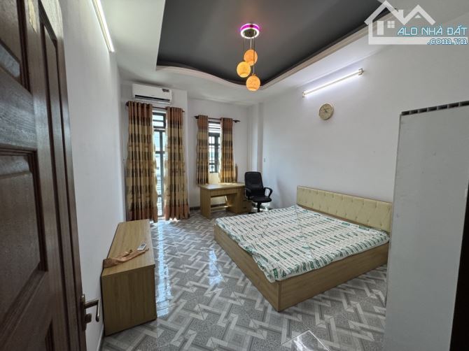 Bán nhà HẺM XE HƠI, 62m2 Ngang 4m, 5.5TỶ, 4 tầng 4PN, Phú Định, QUẬN 8 - 1