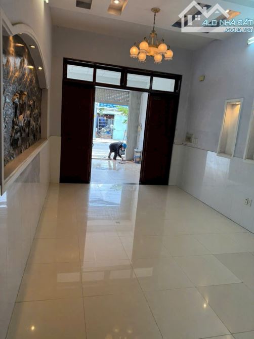 NHÀ TRỆT 3 LẦU (4x22) – MẶT TIỀN NHỰA 16M PHẠM THỊ GIÂY, THỚI TAM THÔN, HÓC MÔN - 1