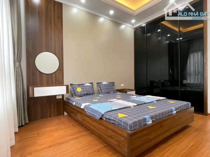 BÁN NHÀ QUANG TRUNG - HÀ ĐÔNG - 55M - 5T - PL - OTO - KD - NHỈNH 15 TỶ. - 1