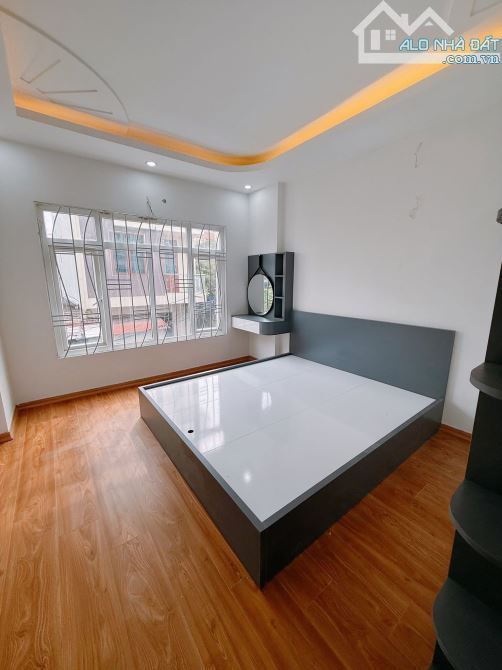 Bán Nhà Nguyễn Đạo An - Bắc Từ Liêm-Full Nội Thất - Sát Phố -Gần Ô Tô- 45M x 5T Giá 7.9 Tỷ - 1