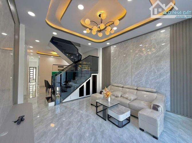 Xuất Hiện căn nhà 100m2 Sổ riêng thổ cư ngay KDC Sư Đoàn 370, Cổng 2 Sân Bay Biên Hòa - 1