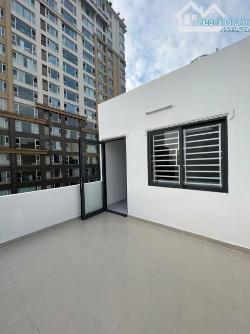 BÁN NHÀ 3 TẦNG - 4 P. NGỦ - HẺM XH - PHAN VĂN HỚN - TTN , Q12 - GIÁ 5,9TỶ - 13