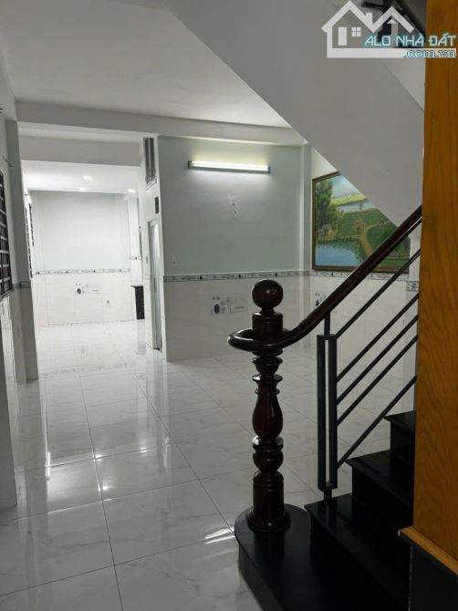 NHÀ GÒ VẤP DÀI 19M NGANG 4,3 GIÁ 7 TỶ 750 Ở ĐƯỜNG SỐ 3 P9 CÓ 3 TẦNG 5 PHÒNG NGỦ - 17