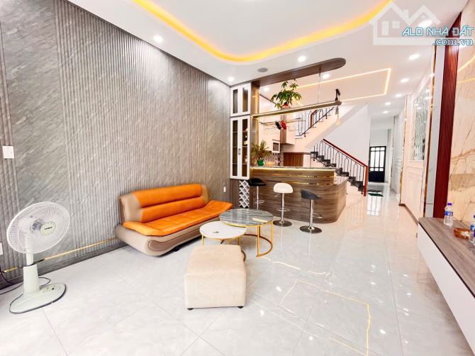 Nhà 2 tầng 83m² thạnh lộc 12 hẻm xe tải giá 5ty850 - 18