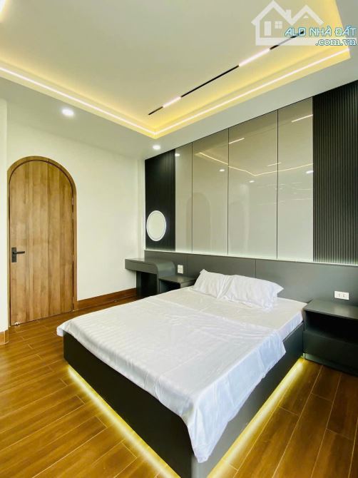 Siêu Phẩm Mặt Tiền💎Phạm Huy Thông, P.6💎4,7x14m 5 Lầu Thang Máy💎5PN 7WC💵15,5 Tỷ - 20