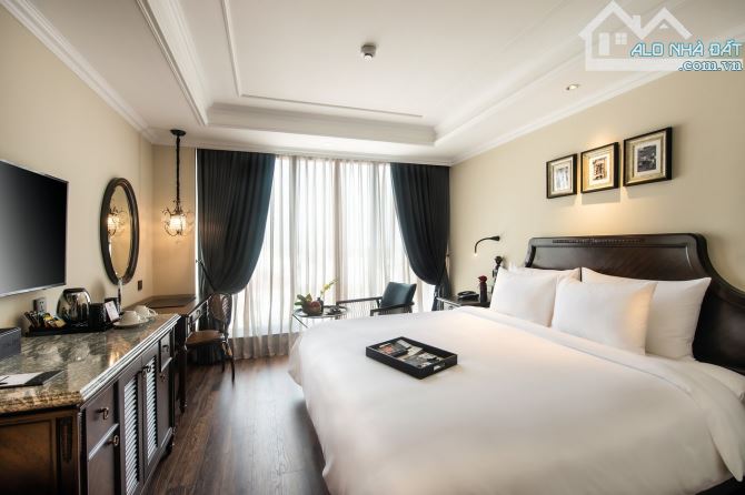 Bán khách Sạn mặt Phố Hàng Gai, vài bước ra Hồ Hoàn Kiếm, 13T, 164m2, 190 tỷ - 2