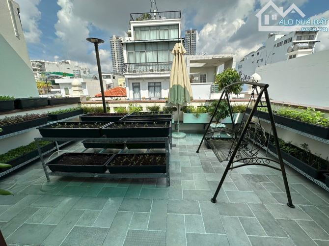 Biệt Thự 3 lầu (9x20m) đường Hùynh Văn Bánh nội khu  Giá: 31Tỷ - 2