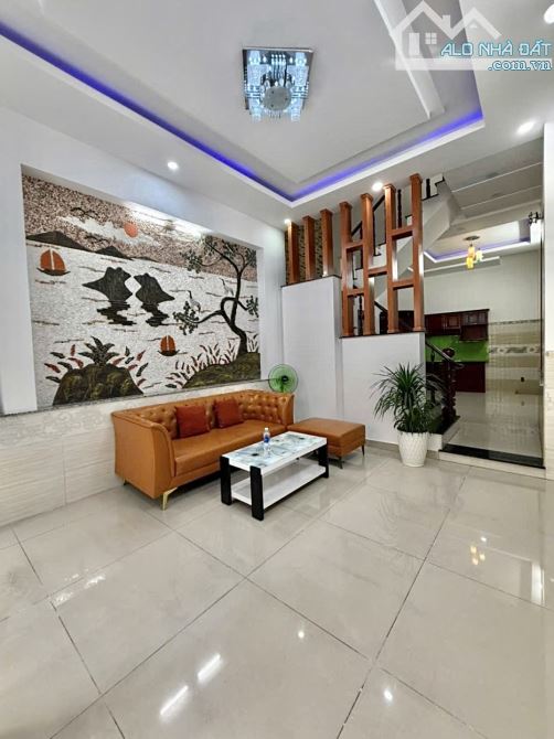✨ NHÀ 4 TẦNG ĐÚC BTCT KIÊN CỐ, 53M2 (4x14M) Nở Hậu, HẺM NHỰA 2 XE HƠI TRÁNH NHAU - 6,48 TỶ - 2